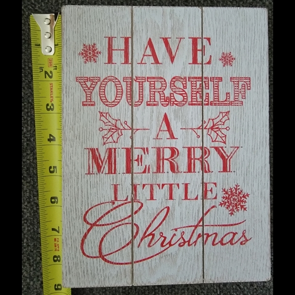 Brand New Have Yourself A Merry Little Christmas Wooden Sign 8" x 6" x 1.5" - Picture 4 of 6